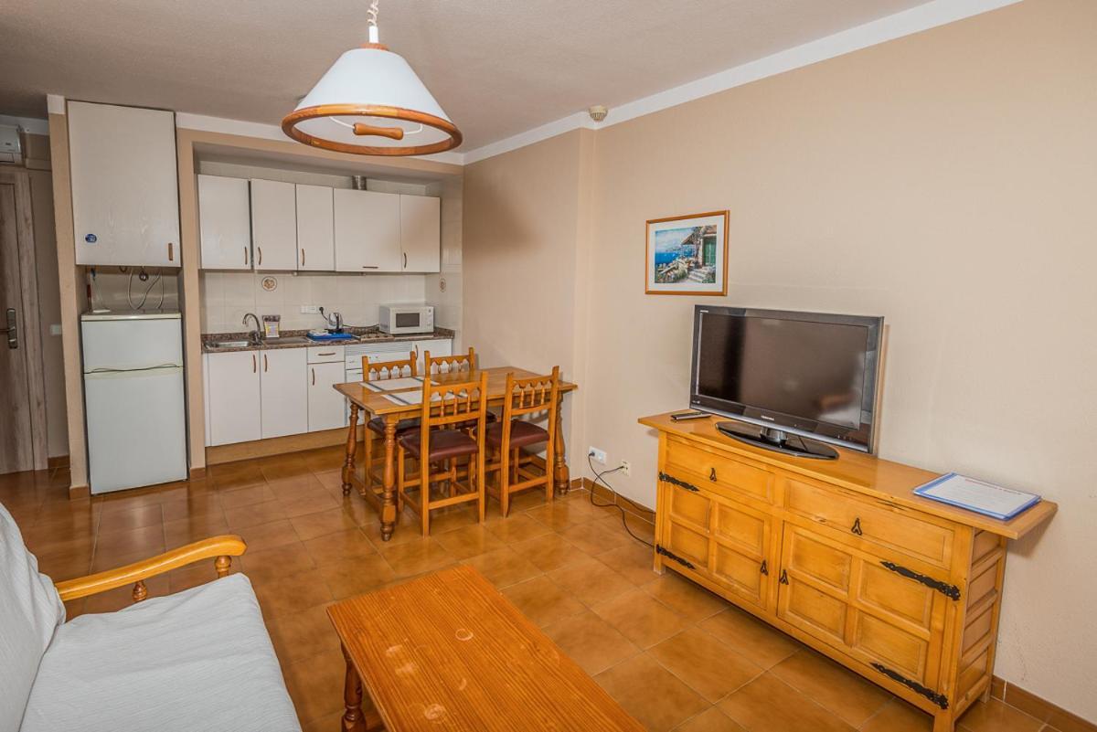 Apartments Niko سانتا أيُلاريا ذيس ريو المظهر الخارجي الصورة
